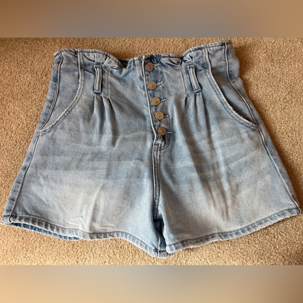 American Eagle (AE) shorts